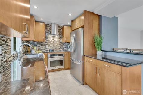 13033 31st Ave NE Seattle WA 98125