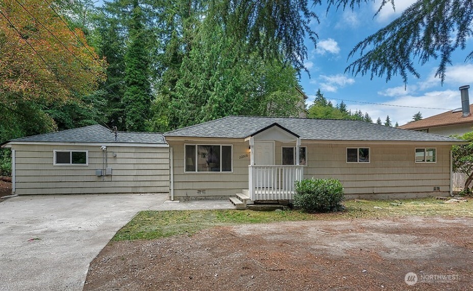 22910 Edmonds Way Edmonds WA 98020