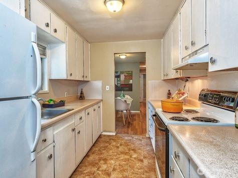 22910 Edmonds Way Edmonds WA 98020