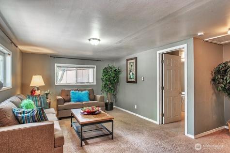 22910 Edmonds Way Edmonds WA 98020