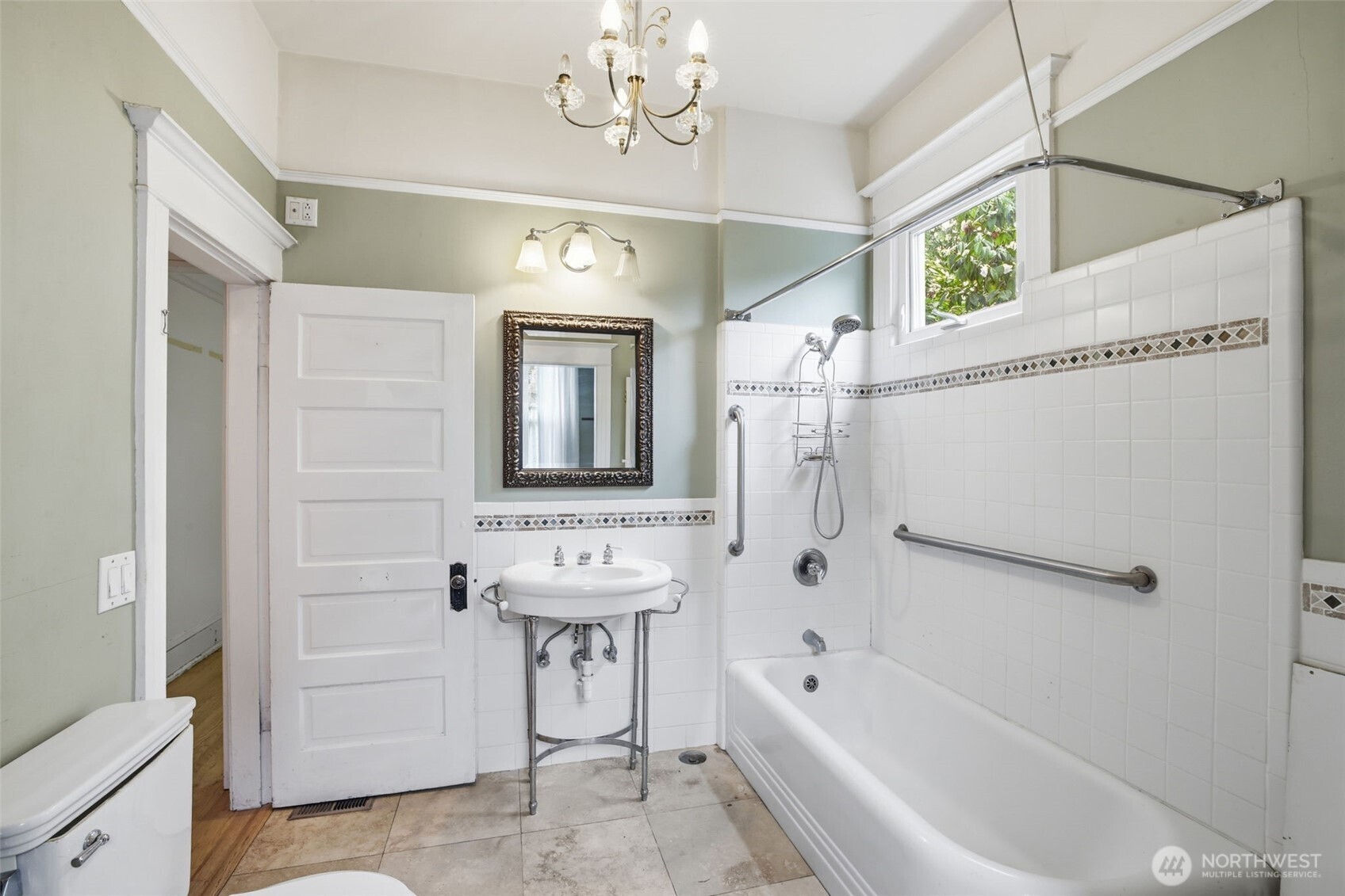 6238 Woodlawn Avenue N Seattle WA 98103