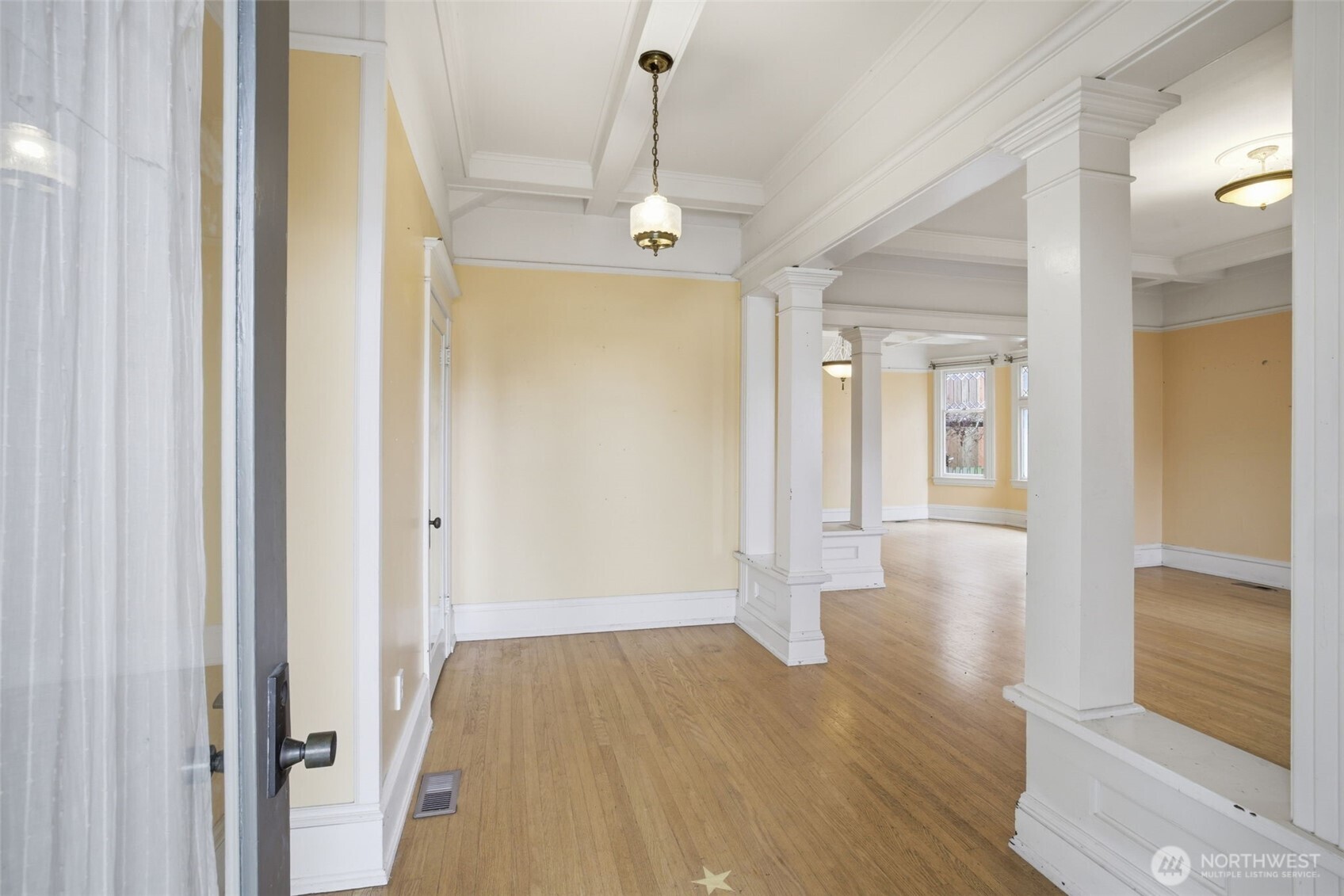 6238 Woodlawn Avenue N Seattle WA 98103