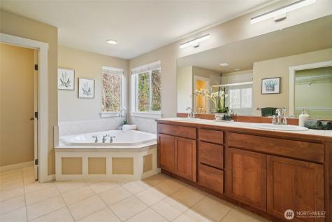 8627 Swenson Drive SE Snoqualmie WA 98065