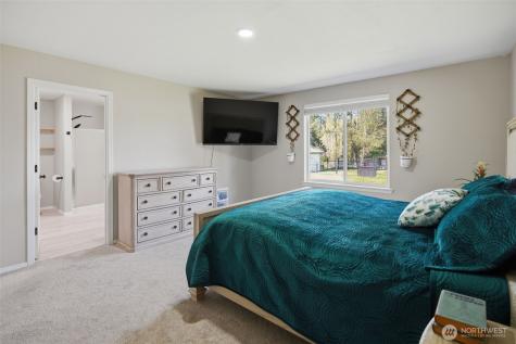 12009 Kapowsin Highway Graham WA 98338