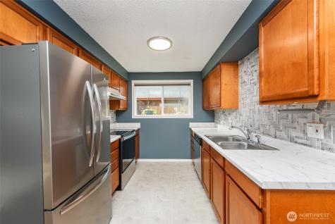 1225 W 17th Street Port Angeles WA 98363