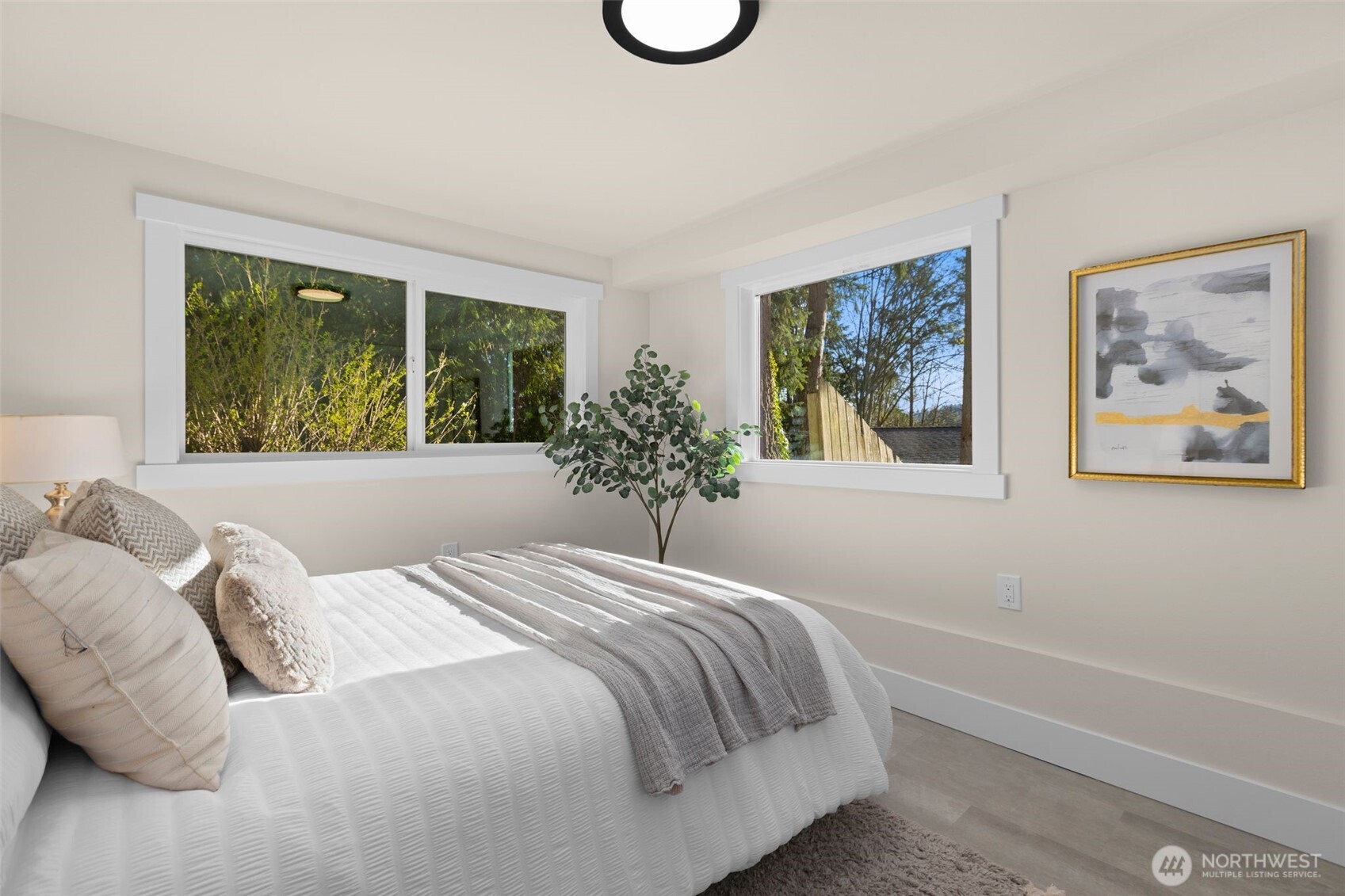 18330 47th Place NE Lake Forest Park WA 98155