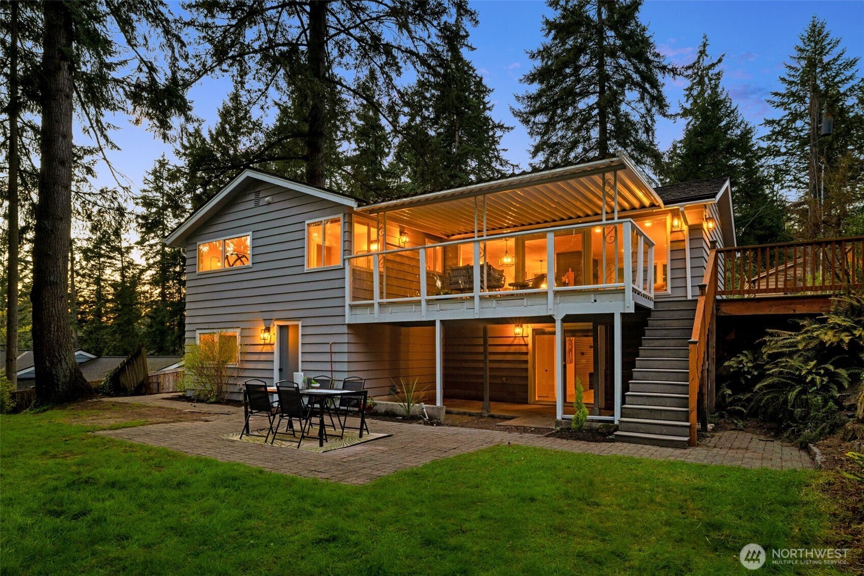 18330 47th Place NE Lake Forest Park WA 98155