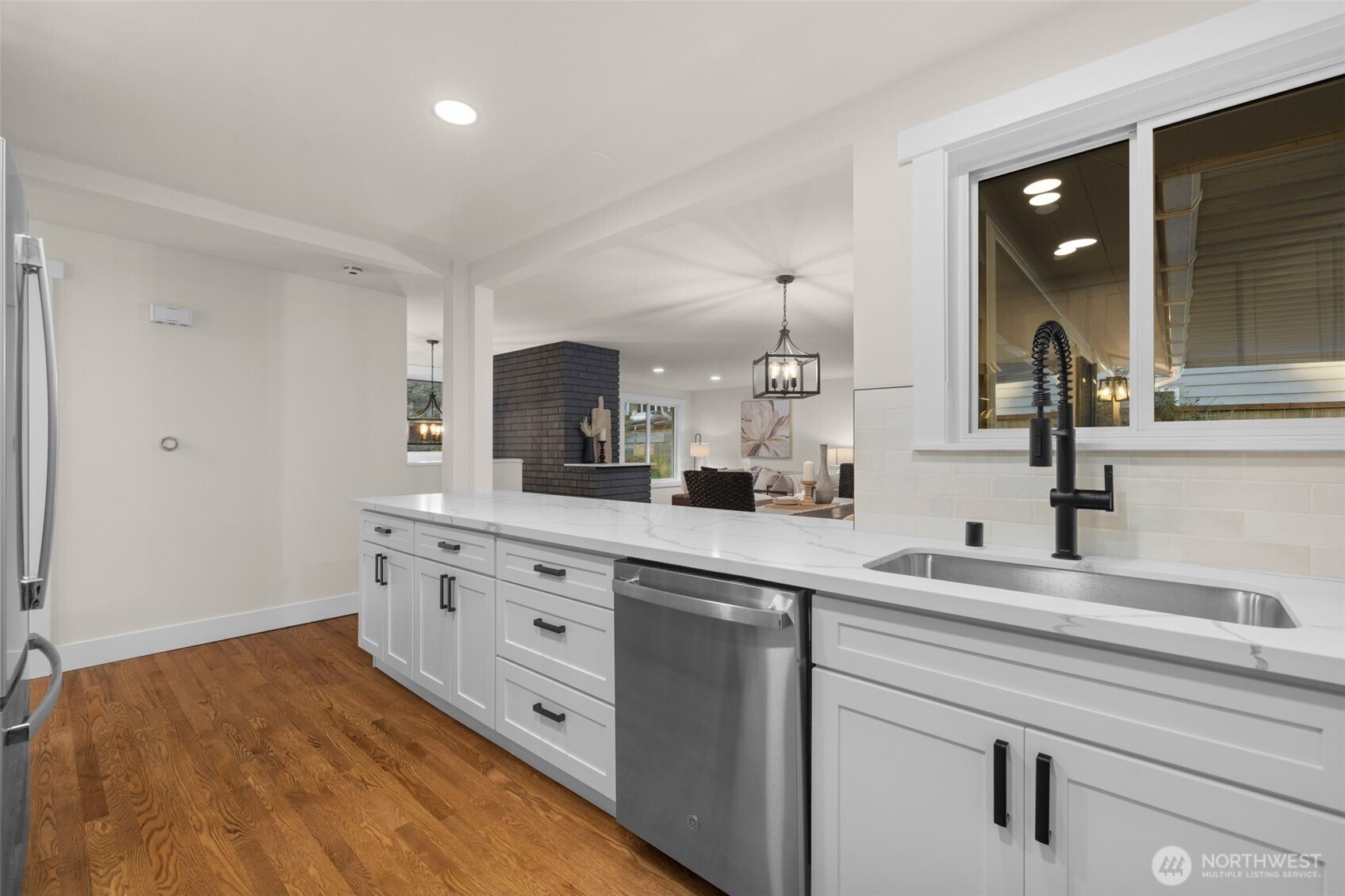 18330 47th Place NE Lake Forest Park WA 98155