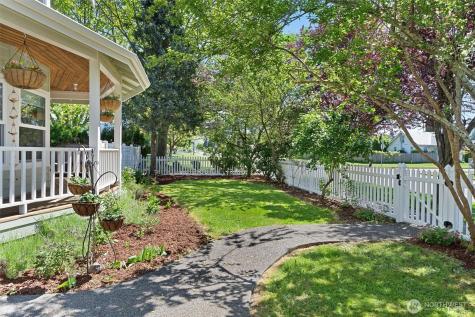 2219 Kibler Avenue Enumclaw WA 98022