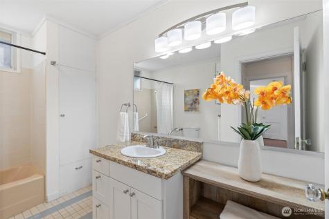 2926 W Blaine Street Seattle WA 98199