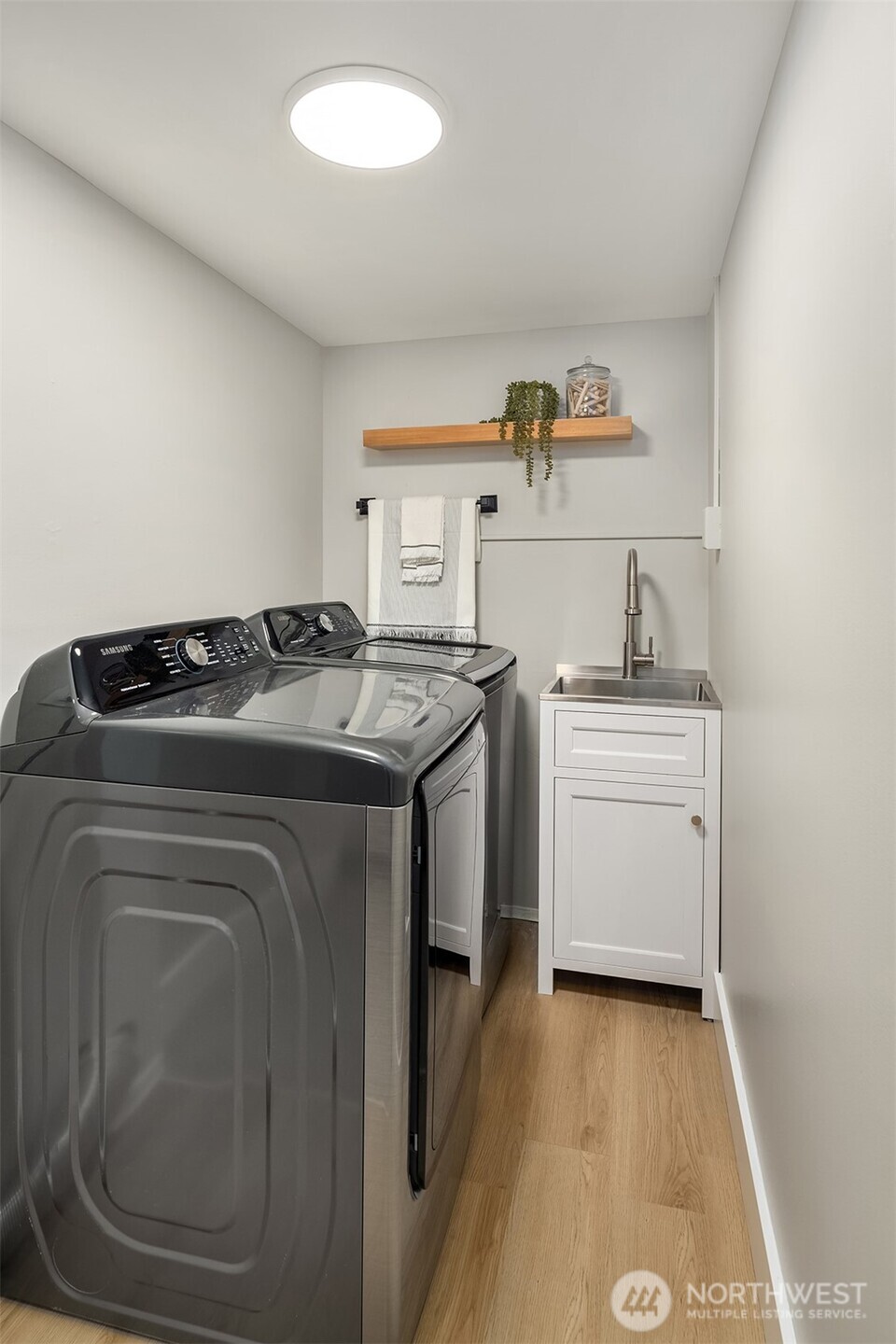 3242 NE 98th Street Seattle WA 98115