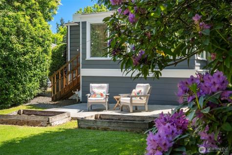 3242 NE 98th Street Seattle WA 98115
