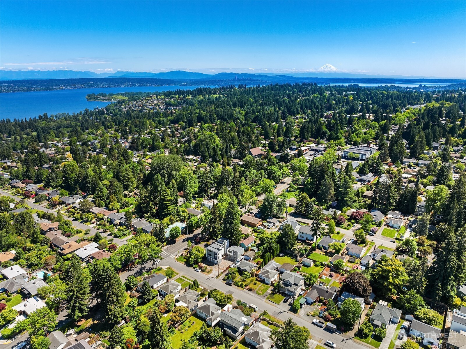 3242 NE 98th Street Seattle WA 98115
