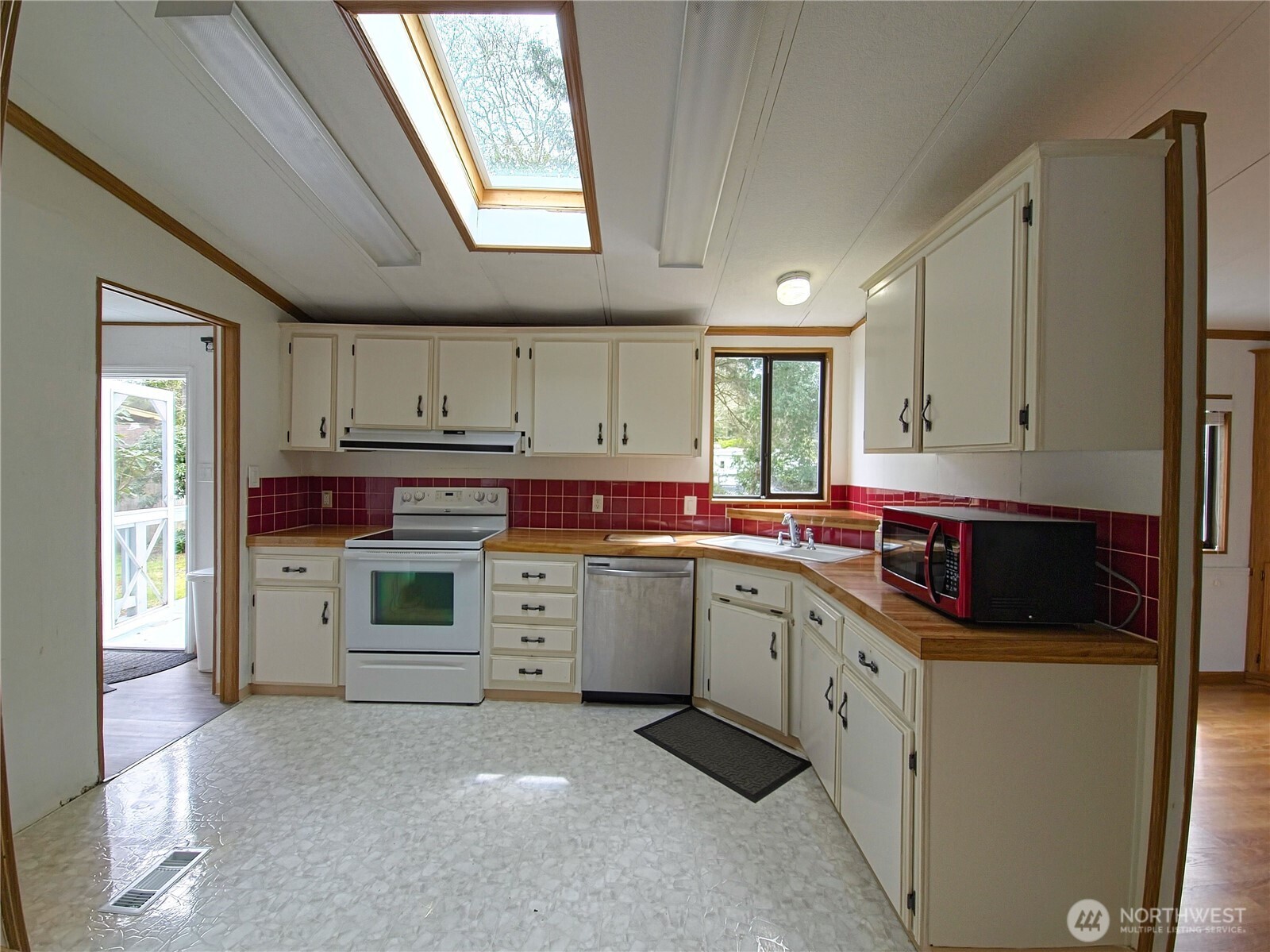 1301 321st Ocean Park WA 98640