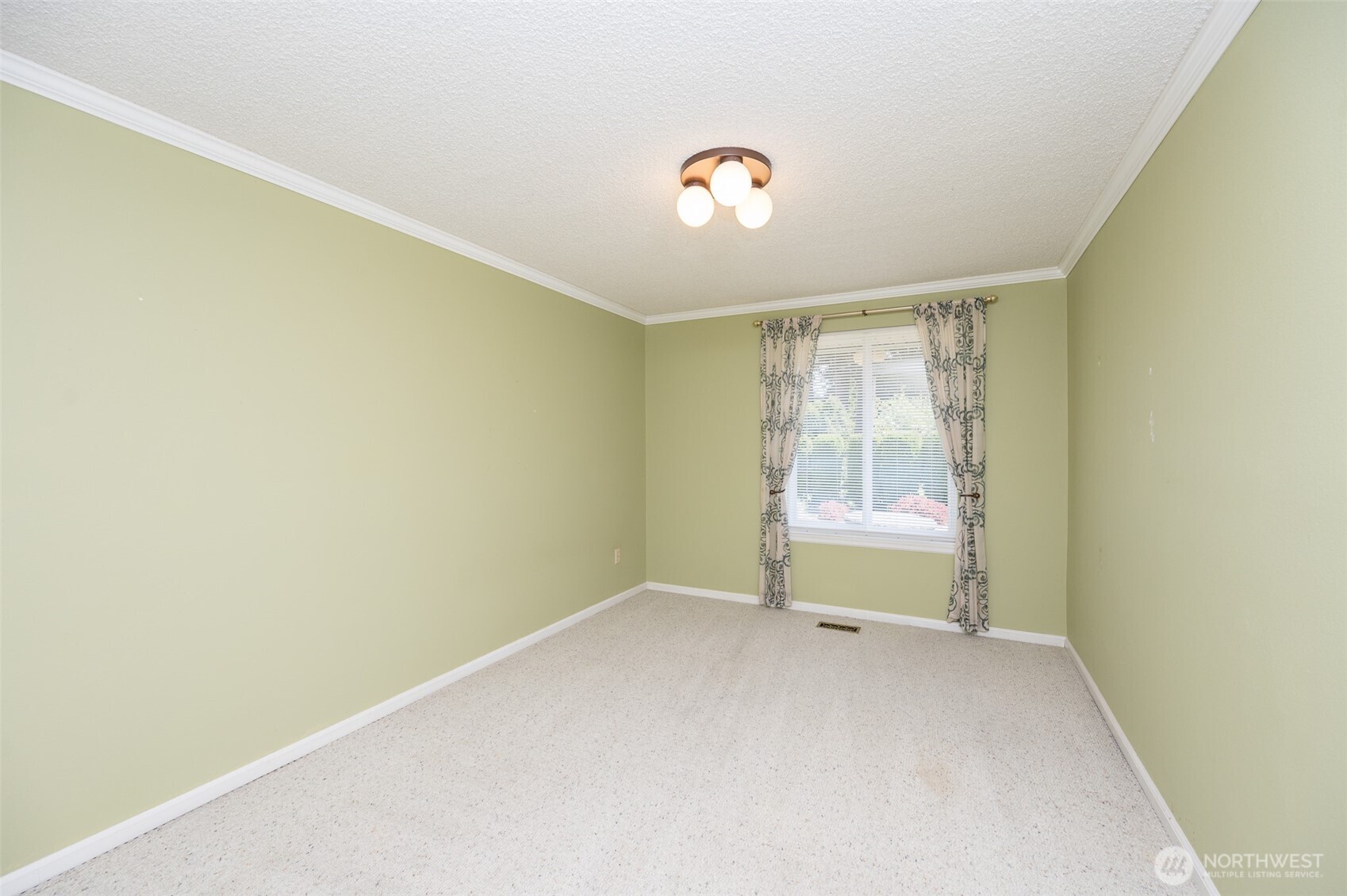 14903 26th Avenue Ct E Tacoma WA 98445