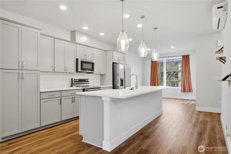 13333 Greenwood Avenue N Seattle WA 98133