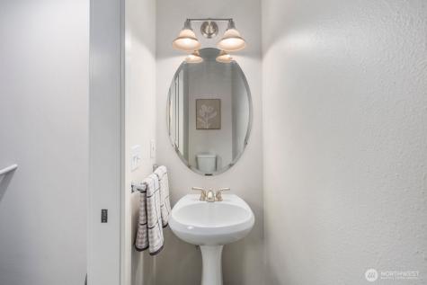 202 24th Avenue E Seattle WA 98112