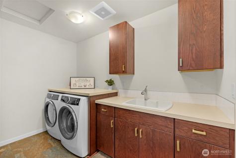 2512 Vista View Drive Tacoma WA 98406