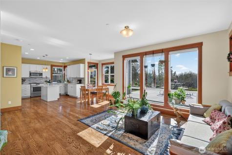 12295 15th Avenue SW Burien WA 98146