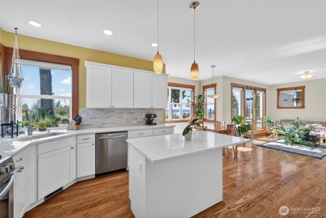 12295 15th Avenue SW Burien WA 98146