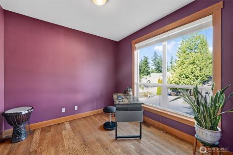 12295 15th Avenue SW Burien WA 98146