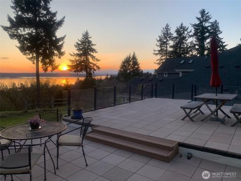 12295 15th Avenue SW Burien WA 98146