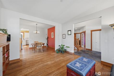 12295 15th Avenue SW Burien WA 98146
