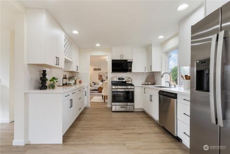 3909 167th Place SW Lynnwood WA 98037