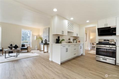 3909 167th Place SW Lynnwood WA 98037