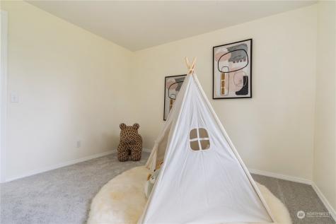 3909 167th Place SW Lynnwood WA 98037