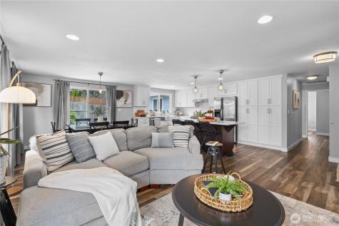 7848 NE 146th Street Kenmore WA 98028