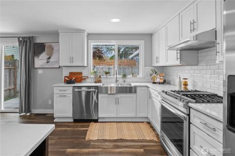 7848 NE 146th Street Kenmore WA 98028