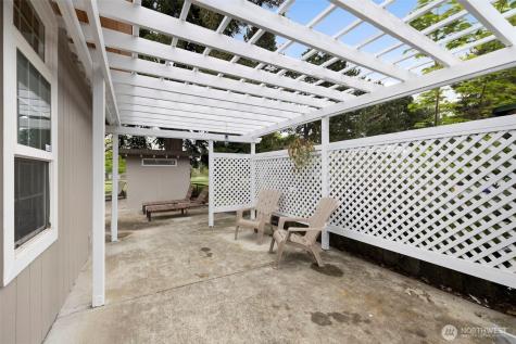 2502 NE 7th Street Renton WA 98056