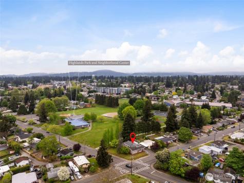 2502 NE 7th Street Renton WA 98056