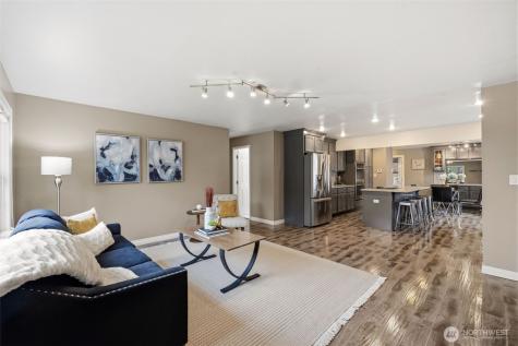 2502 NE 7th Street Renton WA 98056