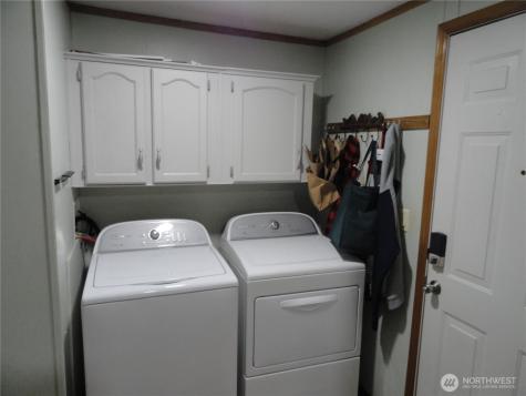 222 Maple Avenue NW Napavine WA 98565