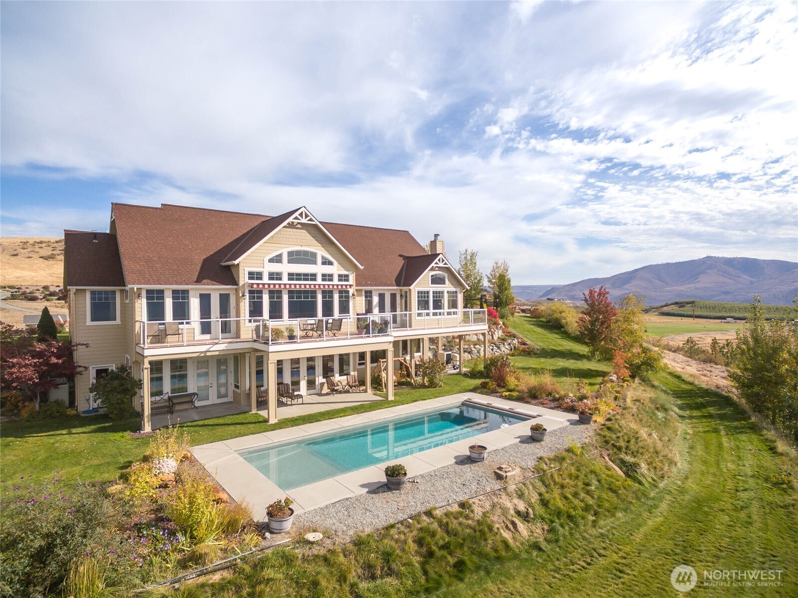 357 Lakayuse Road Manson WA 98831