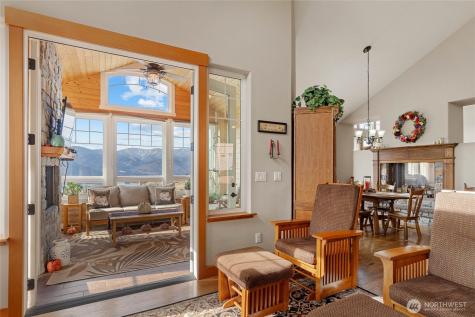 357 Lakayuse Road Manson WA 98831