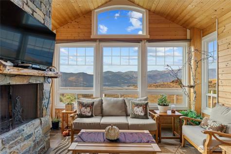 357 Lakayuse Road Manson WA 98831