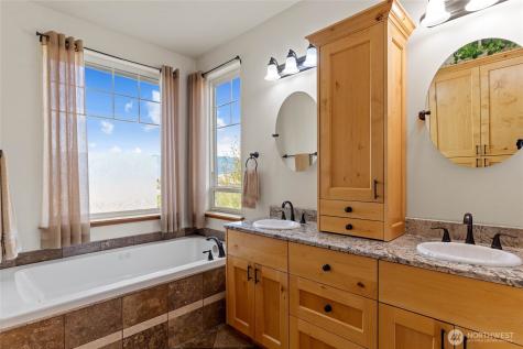357 Lakayuse Road Manson WA 98831