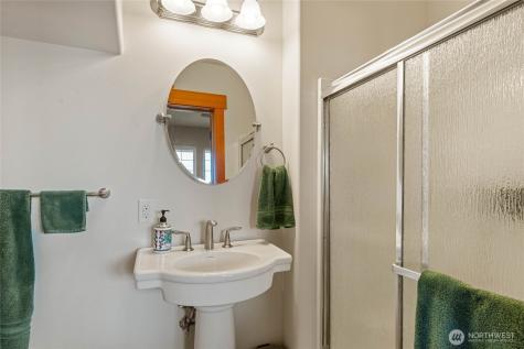 357 Lakayuse Road Manson WA 98831