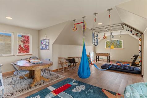 357 Lakayuse Road Manson WA 98831