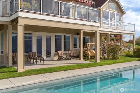 357 Lakayuse Road Manson WA 98831