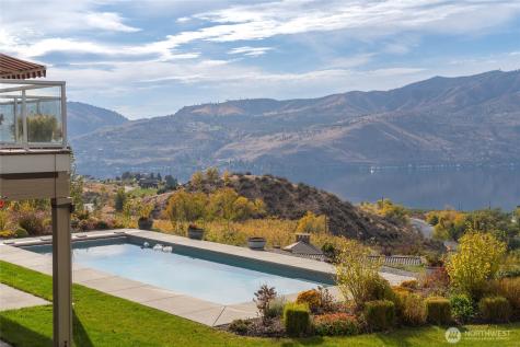 357 Lakayuse Road Manson WA 98831