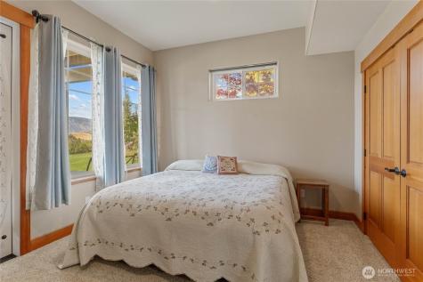 357 Lakayuse Road Manson WA 98831