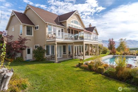 357 Lakayuse Road Manson WA 98831