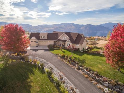 357 Lakayuse Road Manson WA 98831