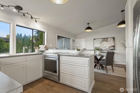 5110 NW Sammamish Road Issaquah WA 98027