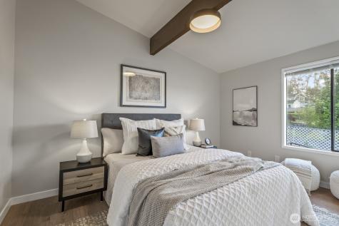 5110 NW Sammamish Road Issaquah WA 98027