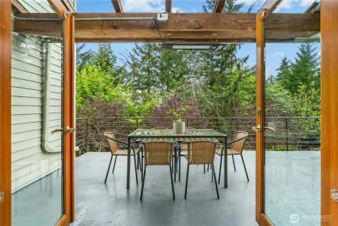 20005 NE 42nd Street Sammamish WA 98074